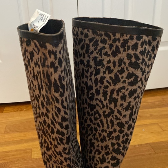 Dav Women’s Tan and Black Cheetah Print Knee High Boots Size 9 - Picture 6 of 8